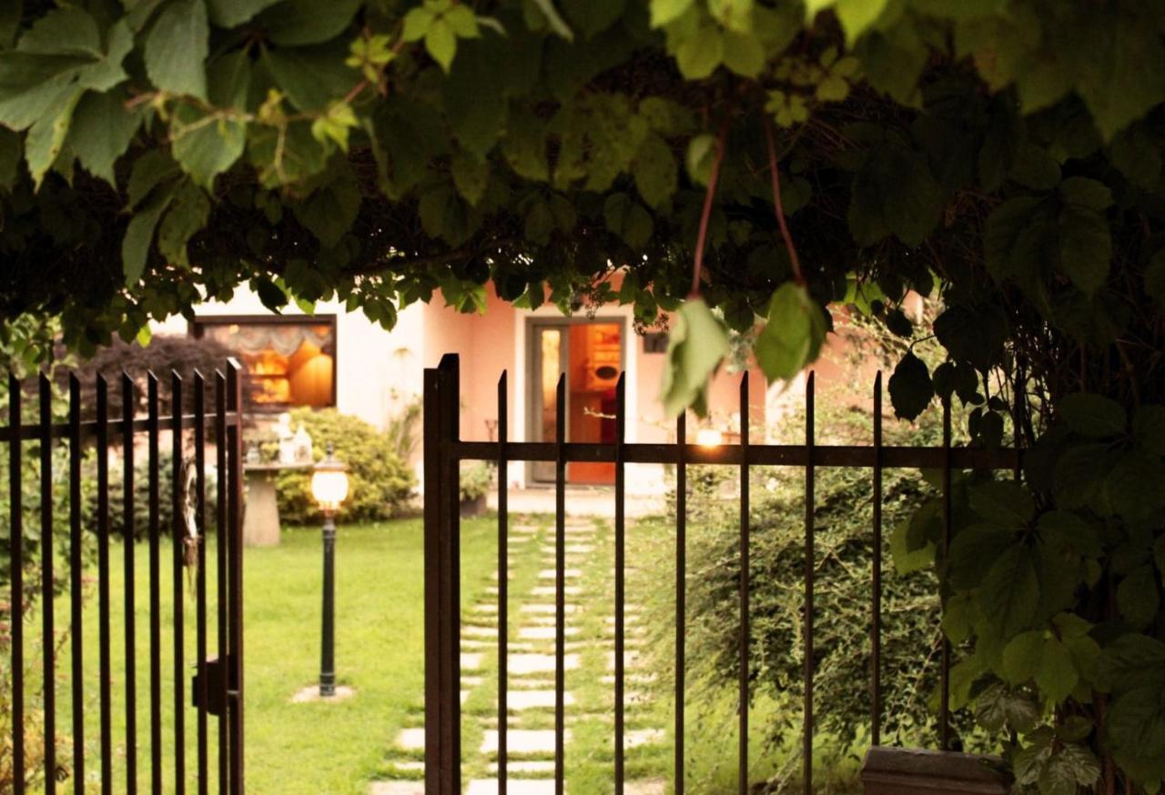Villa Un Sorriso Sul Viso à Martiniana Po Extérieur photo